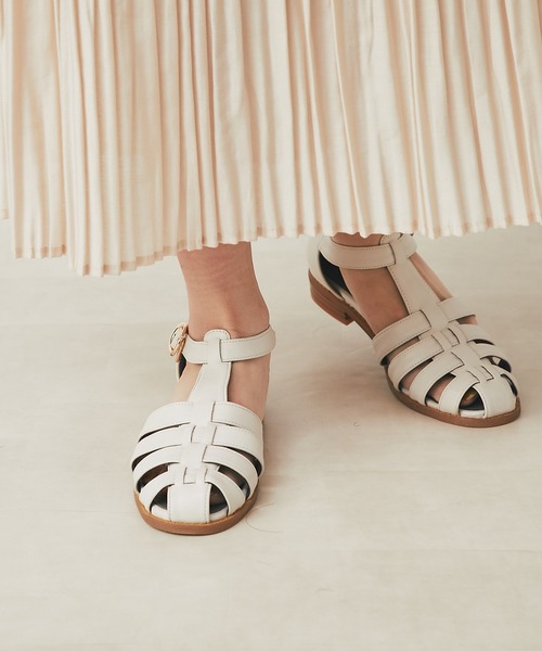 mio notis（ミオノティス）の「mio notis(ミオノティス)グルカサンダル（サンダル・レディース・ホワイト/ブラック・38/36/37）」の2枚目の写真