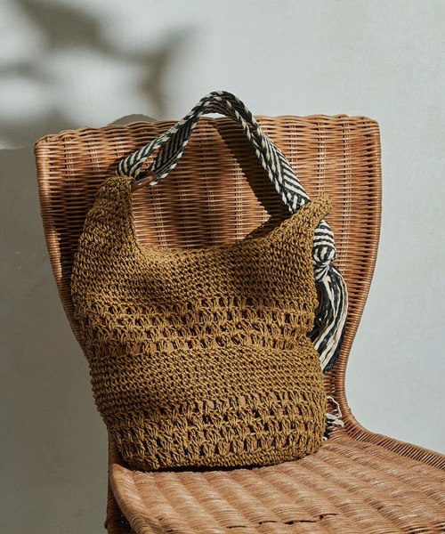 Chez toi(シェトワ)の「メッシュテープハンドルショルダーバッグ(かごバッグ・レディース・ブラック/グリーン/キャメル・FREE)」の19枚目の写真