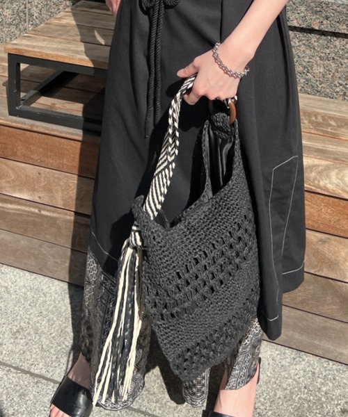 Chez toi(シェトワ)の「メッシュテープハンドルショルダーバッグ(かごバッグ・レディース・ブラック/グリーン/キャメル・FREE)」の16枚目の写真