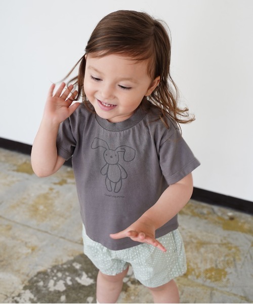 quoti use fith（クゥオティ　ユース　フィス）の「ベーシック天竺 ユルウサプリント 半袖Tシャツ（Tシャツ/カットソー・キッズ・チャコールグレー/ホワイト/ベージュ/ブルー・120/100/80/130/110/90）」の11枚目の写真