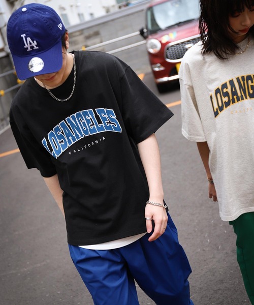 ZIP FIVE（ジップファイブ）の「【ZIP FIVE】ストリートロゴ バリエーション半袖Tシャツ【ユニセックス】（Tシャツ/カットソー・レディース・ホワイト/ブラック/ネイビー/イエロー/ブルー/グリーン/オートミール/ホワイト系/ホワイト系1/ホワイト系2/ブラック系/アイボリー系/ネイビー系/グリーン系/ブルー系/イエロー系/ブラック系1/アイボリー系1/ネイビー系1/グリーン系1/ブルー系1/イエロー系1/ブラック系2/アイボリー系2/ネイビー系2/グリーン系2/ブルー系2/イエロー系2・MEDIUM/LARGE/X-LARGE）」の8枚目の写真