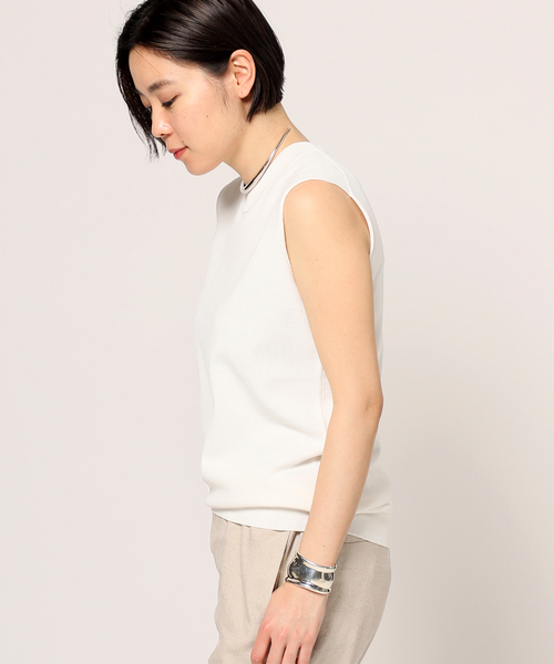 AP STUDIO(エーピーストゥディオ)の「プレーンニットノースリーブ(ニット/セーター・レディース・ホワイト/グリーン/ネイビー・FREE)」の8枚目の写真