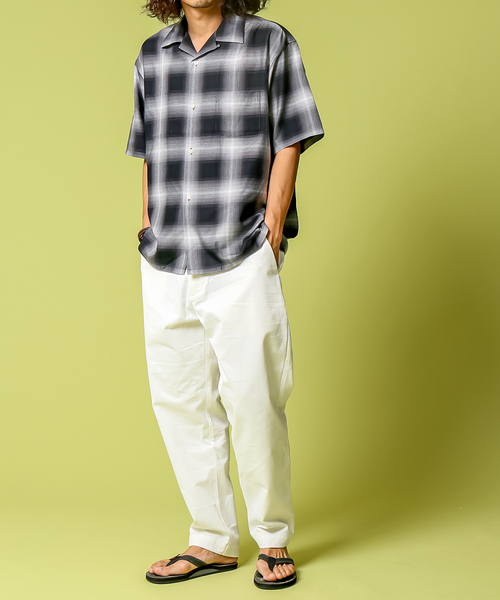 B.C STOCK(ベーセーストック)の「OMBRE CHECK SHIRTS(シャツ/ブラウス・メンズ・ブラック/グリーン・MEDIUM/LARGE)」の3枚目の写真