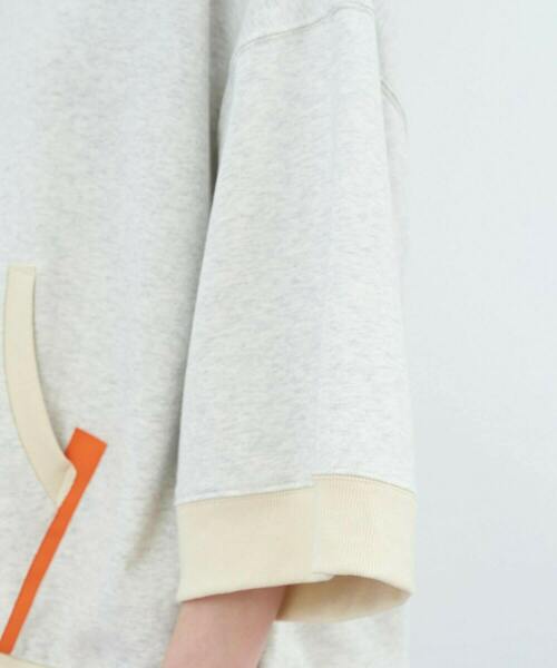 FRAPBOIS(フラボア)の「ショートスウェット(スウェット・レディース・グレー/オートミール・1/2)」の7枚目の写真