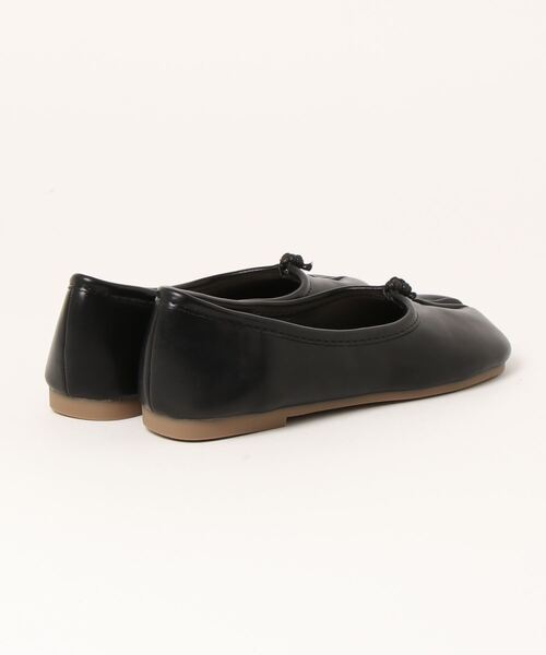 Isn't She?(イズントシー)の「tabi ballet shoes 足袋バレエシューズ(バレエシューズ・レディース・ブラック/ブラウン/ベージュ・M/L/S)」の18枚目の写真