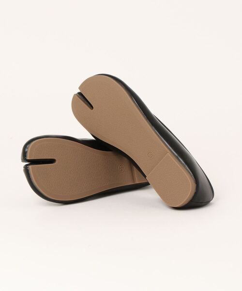 Isn't She?(イズントシー)の「tabi ballet shoes 足袋バレエシューズ(バレエシューズ・レディース・ブラック/ブラウン/ベージュ・M/L/S)」の19枚目の写真