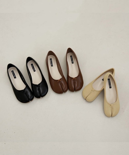 Isn't She?(イズントシー)の「tabi ballet shoes 足袋バレエシューズ(バレエシューズ・レディース・ブラック/ブラウン/ベージュ・M/L/S)」の7枚目の写真