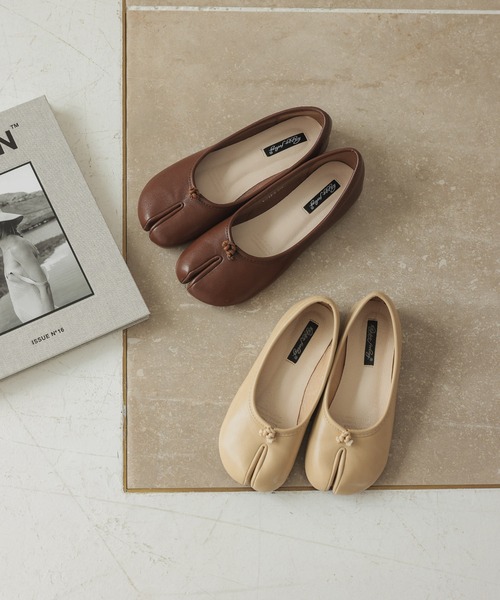 Isn't She?(イズントシー)の「tabi ballet shoes 足袋バレエシューズ(バレエシューズ・レディース・ブラック/ブラウン/ベージュ・M/L/S)」の15枚目の写真