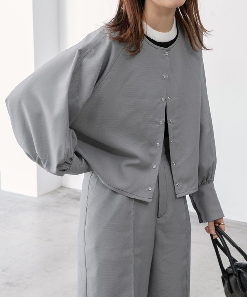 BONLECILL(ボンルシール)の「【セットアップ対応】ガンクラブチェック 2wayクロップドブラウス/ジャケットカーディガン(ノーカラージャケット・レディース・ブラック/ブラウン・FREE)」の4枚目の写真