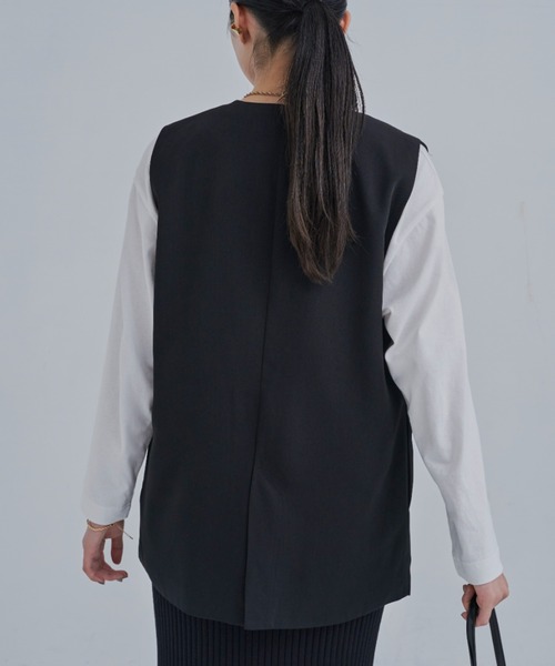 CLEARIMPRESSION （クリアインプレッション）の「【セットアップ対応】カラーレスジレ（ベスト・レディース・ブラック・FREE）」の2枚目の写真