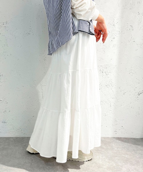 apres jour mignon（アプレジュールミニョン）の「コットンティアードスカート【ZOZOTOWN限定アイテム】（スカート・レディース・オフホワイト/マスタード/ネイビー/ブラック・MEDIUM/SMALL/X-LARGE）」の7枚目の写真