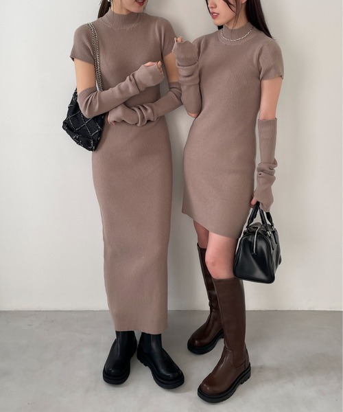 EPIMI E'PIMMY（エピミエピミー）の「【ミニ・ロングあり】アームウォーマー付プチハイリブニットワンピース（ワンピース・レディース・ダークブルー/アイボリー/ブラック/グレイッシュベージュ/オリーブ・MEDIUM/TALL）」の3枚目の写真