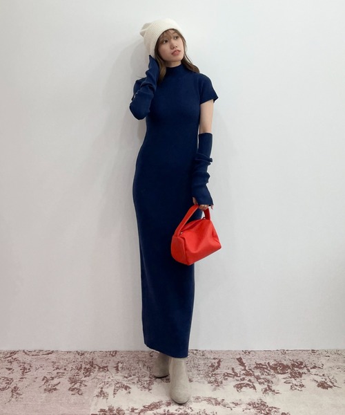 EPIMI E'PIMMY（エピミエピミー）の「【ミニ・ロングあり】アームウォーマー付プチハイリブニットワンピース（ワンピース・レディース・ダークブルー/アイボリー/ブラック/グレイッシュベージュ/オリーブ・MEDIUM/TALL）」の9枚目の写真