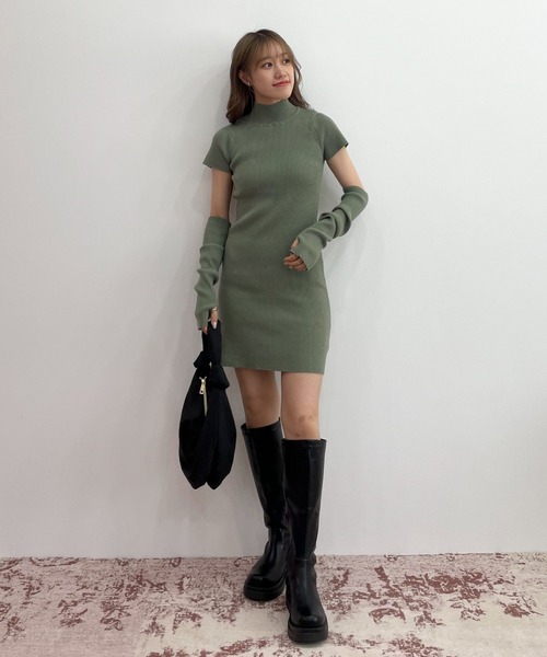 EPIMI E'PIMMY（エピミエピミー）の「【ミニ・ロングあり】アームウォーマー付プチハイリブニットワンピース（ワンピース・レディース・ダークブルー/アイボリー/ブラック/グレイッシュベージュ/オリーブ・MEDIUM/TALL）」の7枚目の写真