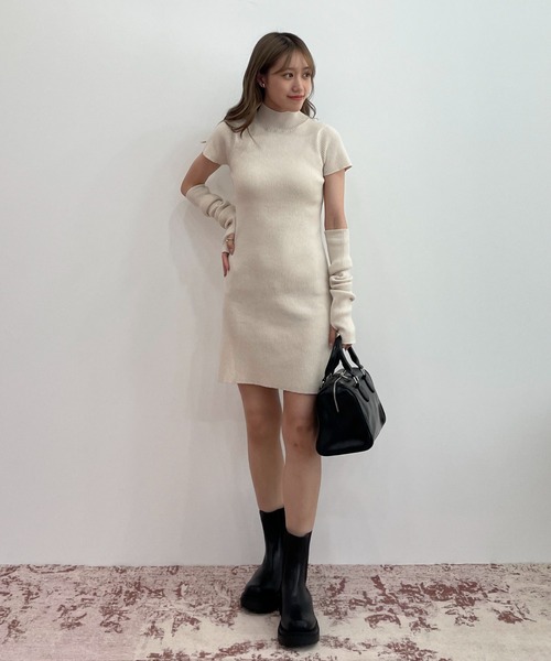 EPIMI E'PIMMY（エピミエピミー）の「【ミニ・ロングあり】アームウォーマー付プチハイリブニットワンピース（ワンピース・レディース・ダークブルー/アイボリー/ブラック/グレイッシュベージュ/オリーブ・MEDIUM/TALL）」の8枚目の写真