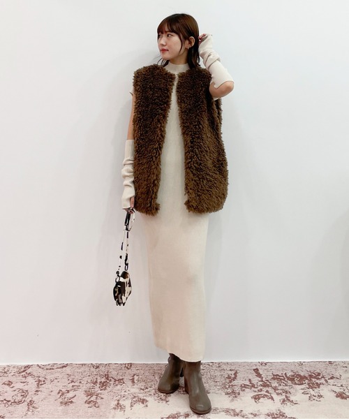 EPIMI E'PIMMY（エピミエピミー）の「【ミニ・ロングあり】アームウォーマー付プチハイリブニットワンピース（ワンピース・レディース・ダークブルー/アイボリー/ブラック/グレイッシュベージュ/オリーブ・MEDIUM/TALL）」の16枚目の写真