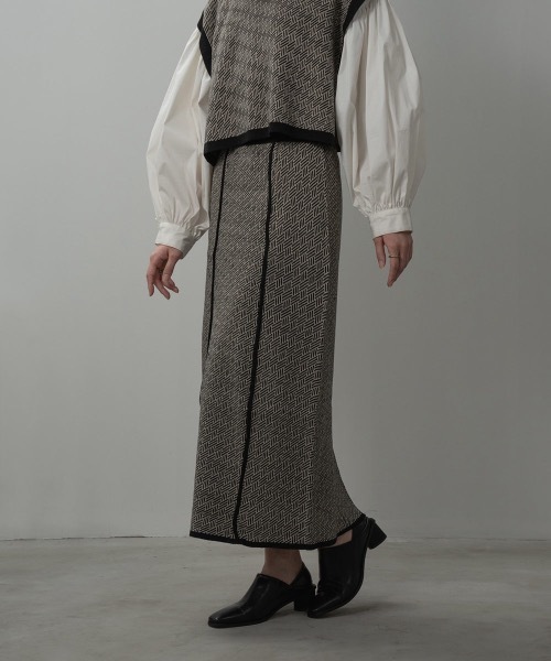 I_am（アイアム）の「jacquard knit tight skirt（スカート・レディース・ブラック/アイボリー/オリーブ・FREE）」の3枚目の写真