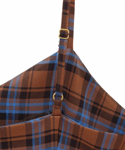 31 Sons de mode(トランテアン ソン ドゥ モード)の「ミニ丈ニット×マーメイドキャミワンピース(ワンピース・レディース・ブラック/ネイビー/オフホワイト・38/36)」の6枚目の写真