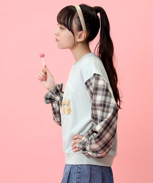 VIVIAN BLUE(ビビアンブルー)の「【VIVIAN BLUE】袖切り替えスウェット(スウェット・キッズ・ライム/オフホワイト・120/130/140/150)」の4枚目の写真