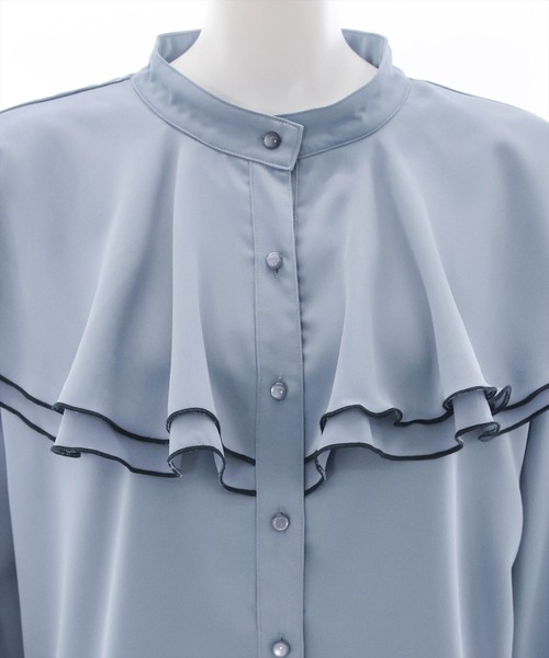 clear(クリア)の「長袖ケープブラウス(シャツ/ブラウス・レディース・オフホワイト/ブラック/ブルーグレー・F)」の8枚目の写真