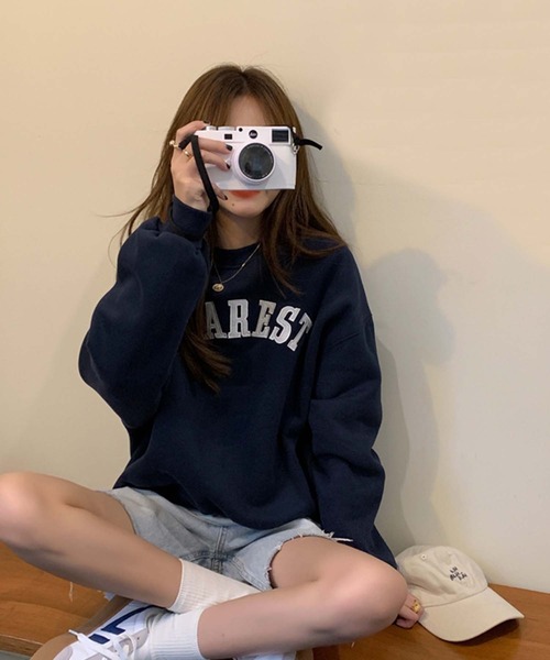 Girly Doll（ガーリードール）の「ビッグシルエットロゴトレーナー（スウェット・レディース・ライトグレー/ネイビー/ベージュ/グリーン・FREE）」の10枚目の写真