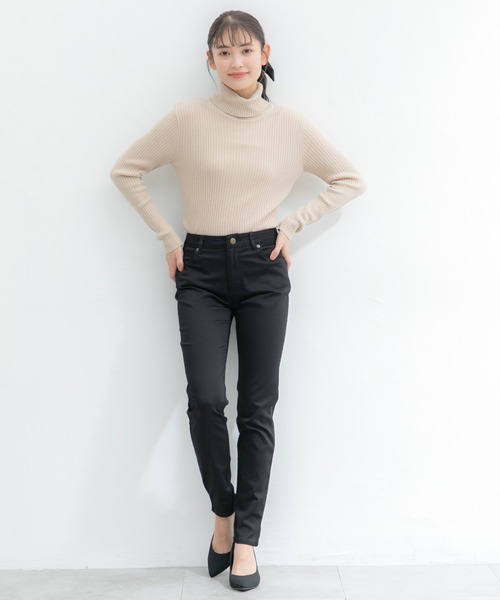 Honeys(ハニーズ)の「スリムカラースキニー(股下73cm)(その他パンツ・レディース・ネイビー/ライトベージュ/ブラック/スミクロ・L/LL/S/M)」の5枚目の写真
