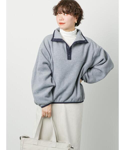 Lugnoncure（ルノンキュール）の「フリースハイネック配色トップス（Tシャツ/カットソー・レディース・オフホワイト/グレー/ブラック・ﾌﾘ-）」の4枚目の写真