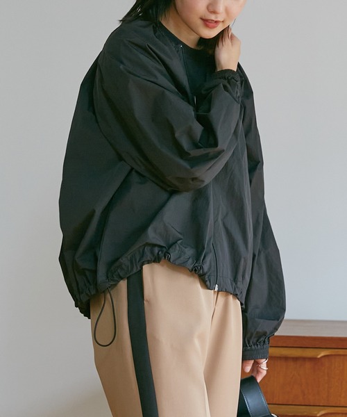 LAVEANGE（ラビアンジェ）の「[洗える]ドロストライトブルゾン（ブルゾン・レディース・アイボリー/カーキ/ブラック・M/LL/3L/4L）」の17枚目の写真