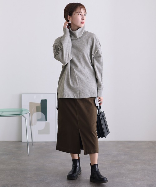 ElegChic(エレグシック)の「ニットドッキングハイネック裏起毛プルオーバー(Tシャツ/カットソー・レディース・ライトベージュ/杢グレー/ライトカーキ/ブラック・4L/XL/M)」の20枚目の写真