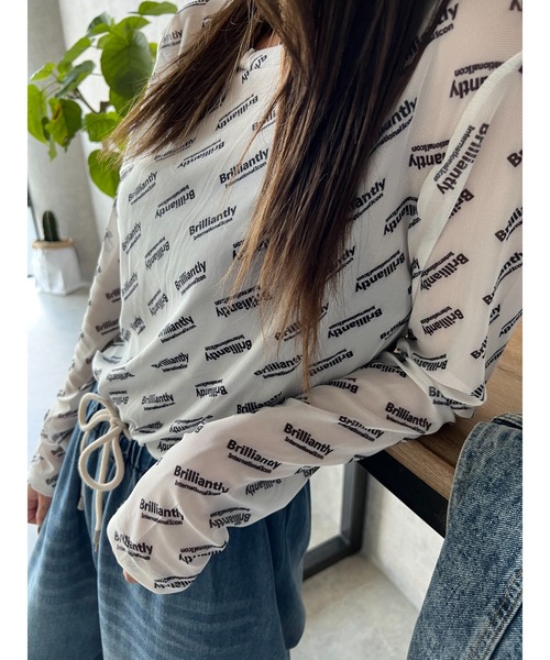 owndaily(オンデイリー)の「シアークルーネックTシャツ(Tシャツ/カットソー・レディース・ブラック/ブルー/ホワイト/イエロー・FREE)」の18枚目の写真