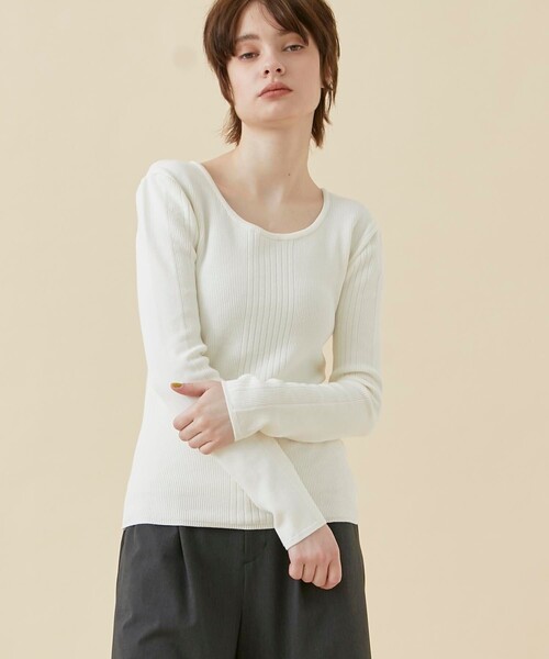 CITY TOKYO（シティトウキョウ）の「【アウトラスト】2WAYリブニットトップス（ニット/セーター・レディース・ブラック/ホワイト/オレンジ・FREE）」の4枚目の写真