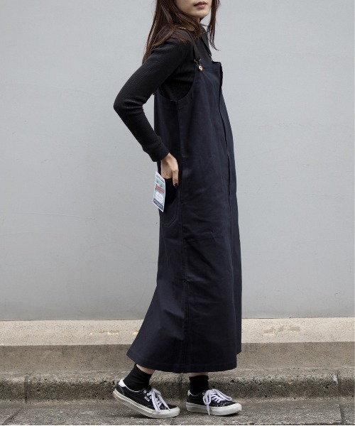 UNIVERSAL OVERALL（ユニバーサルオーバーオール）の「オックス ジャンパースカート / OX JUMPER SKIRT（ジャンパースカート・レディース・カーキオリーブ/ホワイト/ダークネイビー/ブラウン・F）」の4枚目の写真