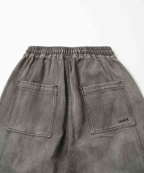 X-girl（エックスガール）の「DENIM EASY PANTS（デニムパンツ・レディース・ブラック/インディゴブルー・M/S）」の17枚目の写真