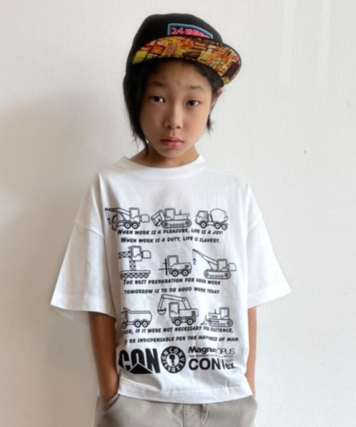 CONVEX(コンベックス)の「ワーキングカー スリットWIDE-T(Tシャツ/カットソー・キッズ・ブラック/オフホワイト/ピンク/グリーン・150cm/120cm/140cm/160cm/130cm)」の2枚目の写真