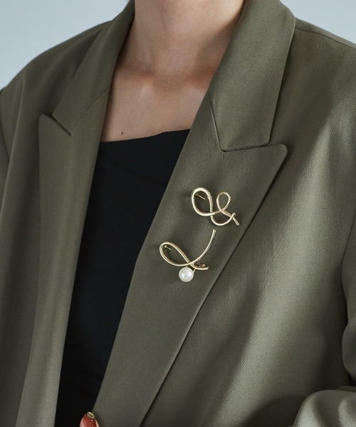 SETUP7（セットアップセブン）の「【SETUP7】Loewenguth ドローイングアナグラムブローチ コサージュ ピン バッジ INF TTS3098（ブローチ/コサージュ・レディース・ゴールド・FREE）」の5枚目の写真