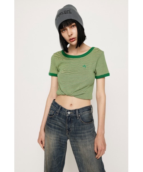 SLY（スライ）の「SLY LOGO COMPACT T/SH スライ ロゴ コンパクト Tシャツ クロップド丈 ブランドロゴ（Tシャツ/カットソー・レディース・ブラック/ブラウン/ピンク/グリーン・FREE）」の4枚目の写真