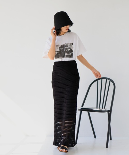 hellam（へラム）の「【高身長向け】クロシェ編み風メッシュニットスカート（スカート・レディース・モカ/イエロー/アイボリー/ブラック・FREE）」の5枚目の写真