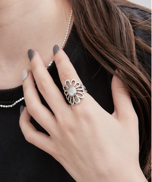 BIRTHDAY BAR（バースデイバー）の「【LIMITED NUMBER】フラワーリング 指輪 13号（リング・レディース・その他・フリー）」の2枚目の写真