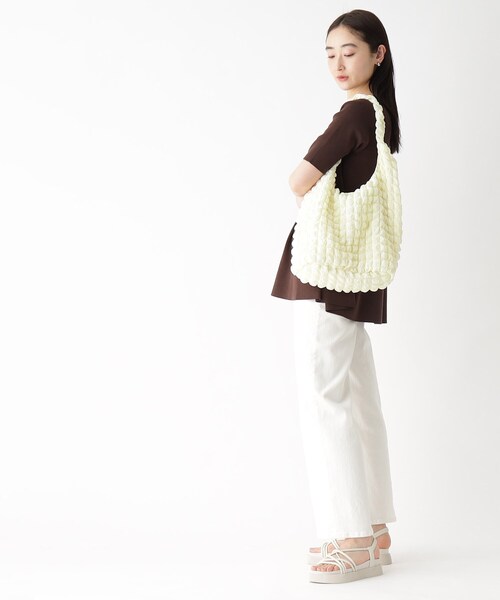 OPAQUE.CLIP（オペークドットクリップ）の「◆ポップコーンワンショルダーバッグ【A4収納可/軽量】（ショルダーバッグ・レディース・ブラック/イエロー/オフホワイト・00）」の4枚目の写真