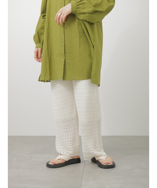 ehka sopo(エヘカソポ)の「裾スカラップニットパンツ(その他パンツ・レディース・オフホワイト/ブラック/ベージュ・フリ-)」の9枚目の写真