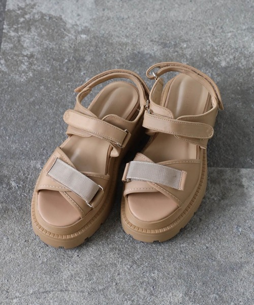 Bonjour Sagan（ボンジュールサガン）の「厚底スポーツサンダル（サンダル・レディース・ベージュ/ブラウン/ブラック・L/M/S）」の4枚目の写真