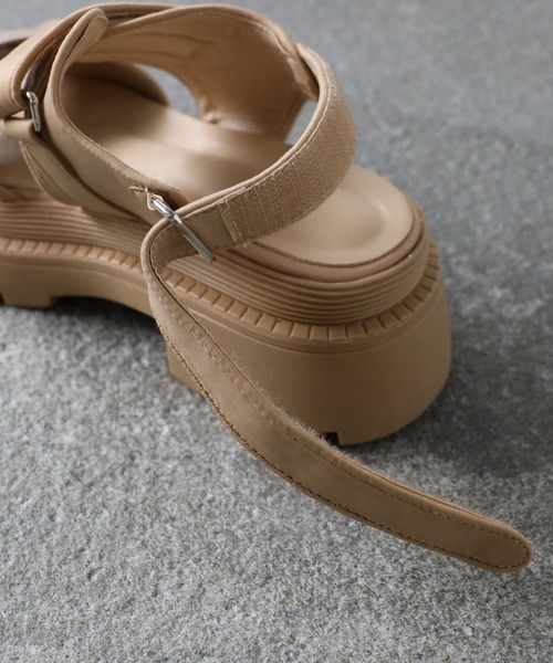 Bonjour Sagan（ボンジュールサガン）の「厚底スポーツサンダル（サンダル・レディース・ベージュ/ブラウン/ブラック・L/M/S）」の9枚目の写真