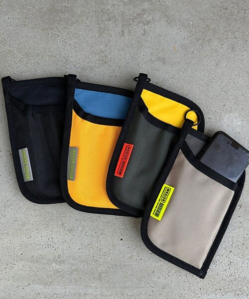 WEEKEND(ER)（ウィークエンダー）の「WEEKEND(ER)/ウィークエンダー SMARTPHONE SACK/スマートフォンサック（スマホグッズ・メンズ・ブラック/オリーブ/ベージュ/イエロー・ONE SIZE）」の11枚目の写真