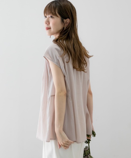 URBAN RESEARCH Sonny Label（アーバンリサーチサニーレーベル）の「コットン楊柳ギャザーブラウス（シャツ/ブラウス・レディース・ミント/ブラック/ブルー/ベージュ系その他・FREE）」の12枚目の写真