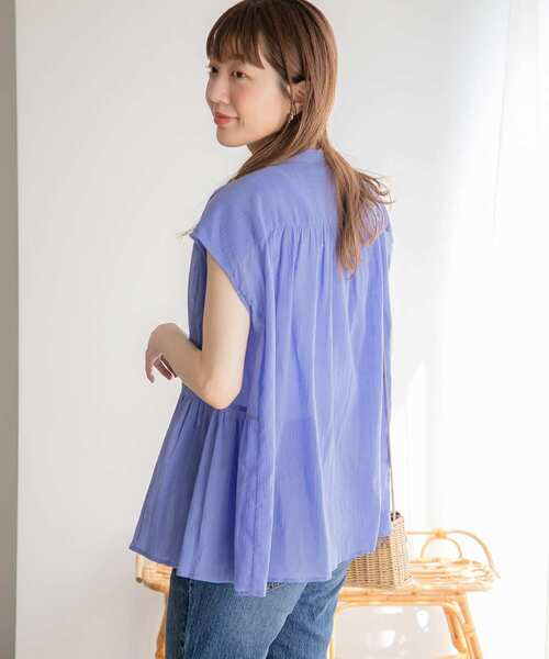 URBAN RESEARCH Sonny Label（アーバンリサーチサニーレーベル）の「コットン楊柳ギャザーブラウス（シャツ/ブラウス・レディース・ミント/ブラック/ブルー/ベージュ系その他・FREE）」の8枚目の写真