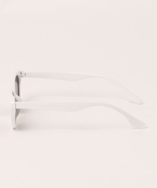 Ritzy（リッツィー）の「キャッツアイサングラス（サングラス・レディース・ベージュ/ホワイト/ブラック系1/ブラック系2/グレー系/その他/ライトベージュ・FREE）」の21枚目の写真