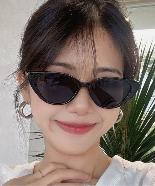 Ritzy（リッツィー）の「キャッツアイサングラス（サングラス・レディース・ベージュ/ホワイト/ブラック系1/ブラック系2/グレー系/その他/ライトベージュ・FREE）」の20枚目の写真