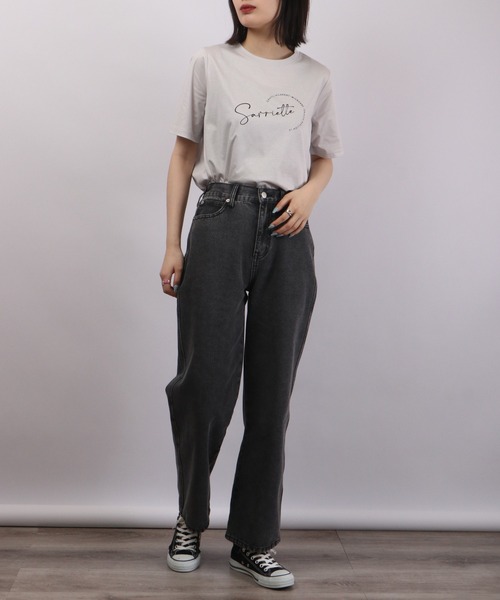 BRODIAEA(ブローディア)の「BRODIAEA ロゴプリント Tシャツ 半袖(Tシャツ/カットソー・レディース・シルバーグレー/ネイビー/イエロー/ラベンダー/オフホワイト/ブラック・40)」の18枚目の写真