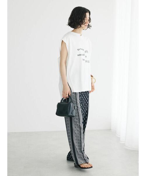 CRAFT STANDARD BOUTIQUE(クラフトスタンダードブティック)の「リメイクロゴカットプルオーバー(Tシャツ/カットソー・レディース・オフホワイト/チャコールグレー/カーキ・FREE)」の4枚目の写真