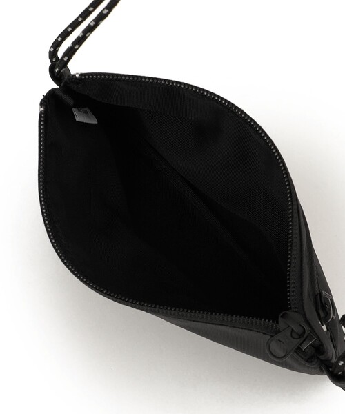 MAISON CANVVAS（メゾンキャンバス）の「【SHIPS any別注】MAISON CANVVAS: ミニ ショルダー/サコッシュ（ショルダーバッグ・レディース・ブラック/ベージュ/ピンク/ブルー・ONE SIZE）」の11枚目の写真